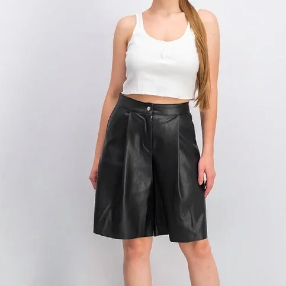 TopShop Faux Leather Shorts | Size 6